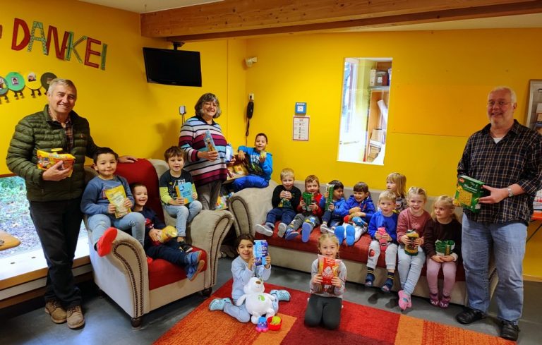 KiTa-Spende für Tafel Oppenheim: „Teilen ist kinderleicht!“ – Stadt